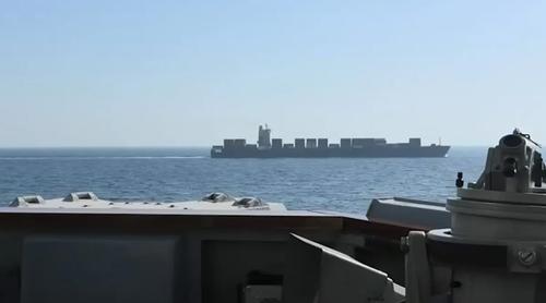 ইরানি জাহাজে হামলার ভিডিও প্রকাশ যুক্তরাষ্ট্রের নৌবাহিনীর