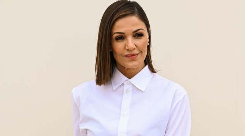 ফরাসি অভিনেত্রী নাদিয়া ফারেস আর নেই