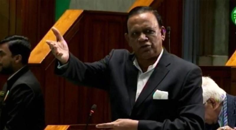 সামাজিক মাধ্যম সরকারের নিয়ন্ত্রণ করা উচিত: মাহবুব উদ্দিন খোকন