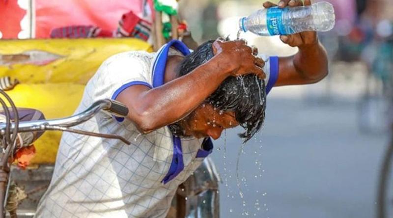 ৩৬ থেকে ৪০ ডিগ্রিতে উঠতে পারে তাপমাত্রা