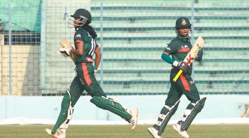 রাজশাহী স্টেডিয়ামের অভিষেক ম্যাচে জয় দিয়ে শুরু জ্যোতিদের