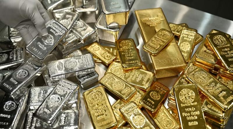 জেনে নিন, দেশে আজ কত দামে বিক্রি হচ্ছে স্বর্ণ ও রুপা?