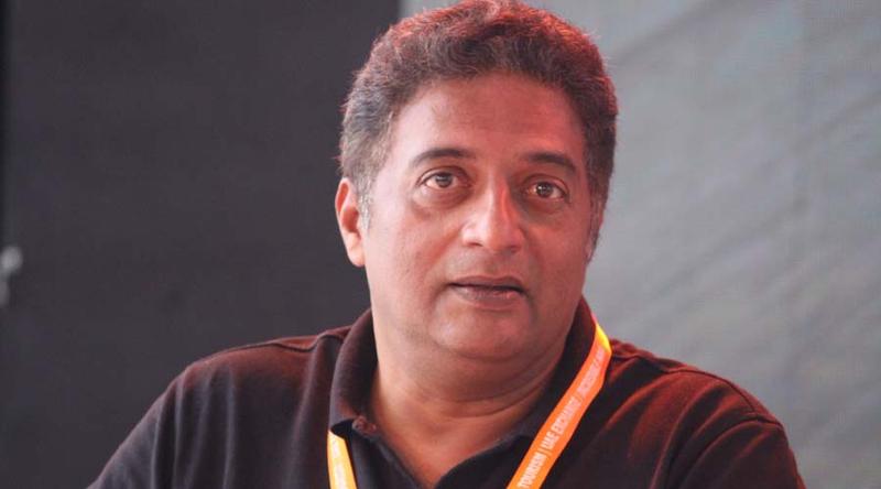 রাম বিতর্কে নতুন মোড়, প্রকাশ রাজের বিরুদ্ধে ১০০ কোটির মামলা