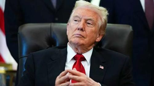 ইরান ইস্যুতে ট্রাম্পকে কঠোর ভাষা ব্যবহারে সতর্ক করল পাকিস্তান