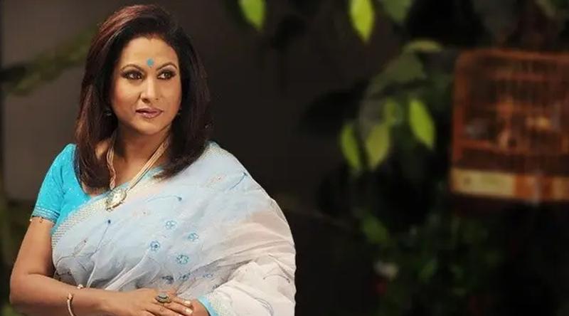 হজ করতে যাচ্ছেন নায়িকা চম্পা