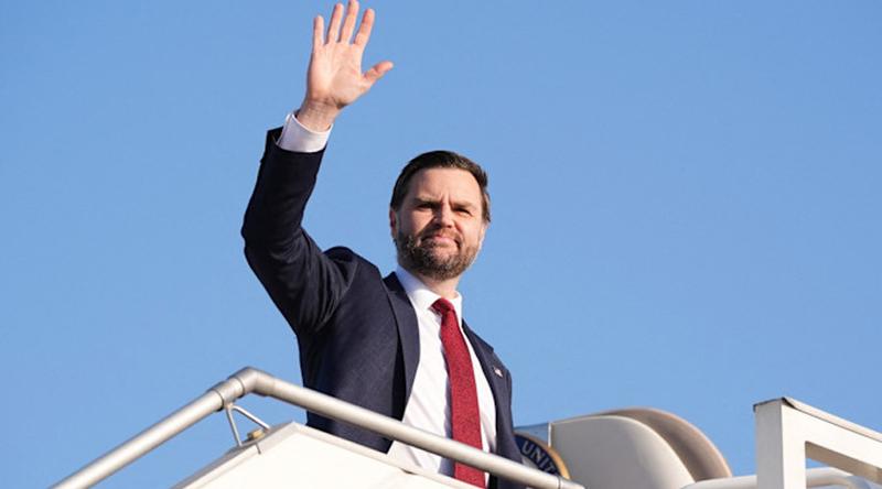 আজই পাকিস্তানের উদ্দেশে রওনা হতে পারেন জে. ডি. ভ্যান্স: সিএনএন