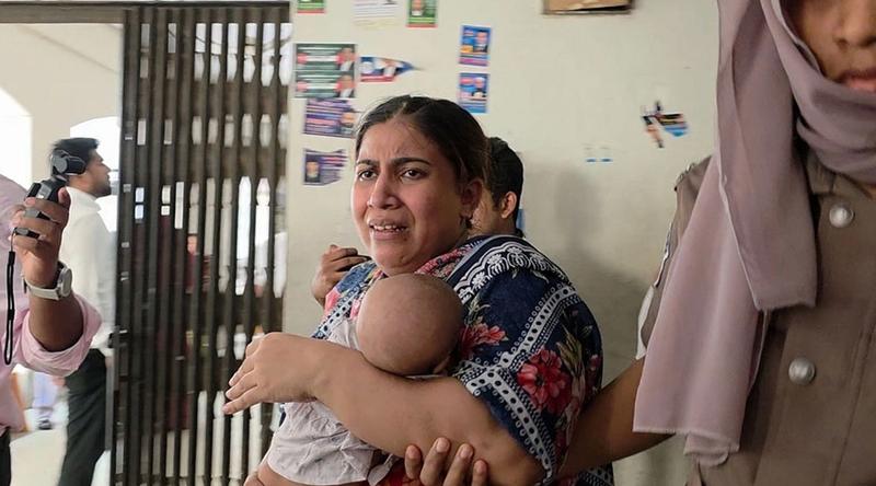 দেড় মাসের সন্তান নিয়ে যুব মহিলা লীগ নেত্রী শিল্পী কারাগারে