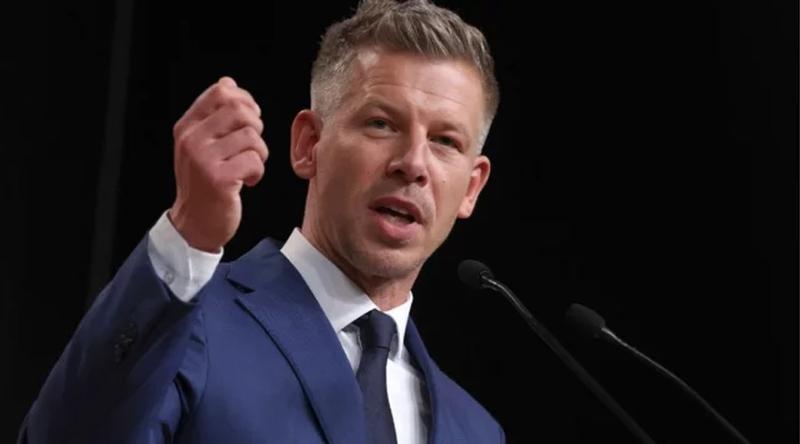 প্রধানমন্ত্রী হওয়ার আগেই এবার নেতানিয়াহুকে গ্রেপ্তারের হুমকি দিলেন মাজিয়ার