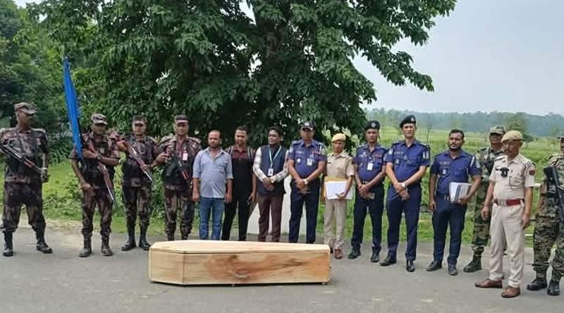 বাংলাদেশি যুবকের মরদেহ ফেরত দিল বিএসএফ
