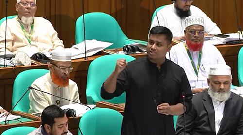 ‘অফিস পেয়ে’ সরকারের কাছে গাড়ি চাইলেন হাসনাত আব্দুল্লাহ