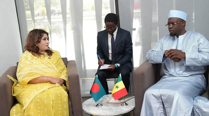 সেনেগালের প্রধানমন্ত্রীকে ঢাকা সফরের আমন্ত্রণ পররাষ্ট্র প্রতিমন্ত্রীর