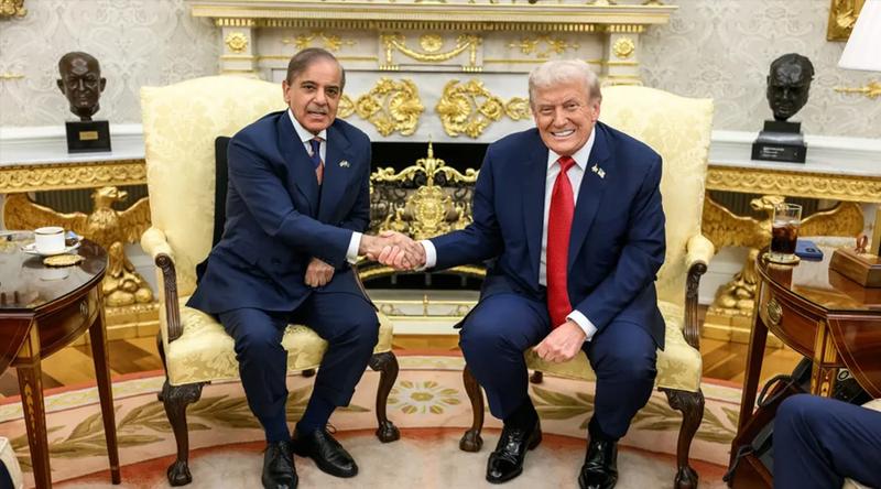 ট্রাম্পকে ধন্যবাদ দিলেন শেহবাজ শরিফ