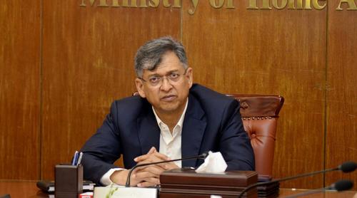 একতরফা দোষারোপ না করার আহ্বান স্বরাষ্ট্রমন্ত্রীর