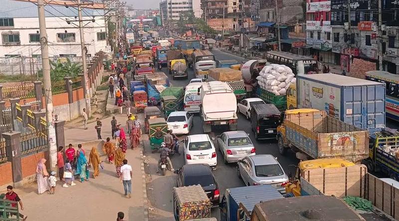 ঢাকা-টাঙ্গাইল মহাসড়কে ৪ কিলোমিটার যানজট