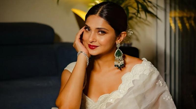 বিচ্ছেদের ১১ বছর পর নতুন জীবন শুরু করছেন জেনিফার!