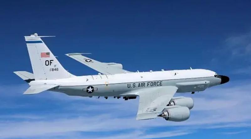 যুক্তরাষ্ট্রের সামরিক বিমানের ছবি তোলায় চীনা শিক্ষার্থী গ্রেপ্তার