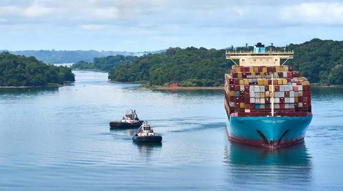 হরমুজ প্রণালি বন্ধ হয়ে পড়ায় পানামা খালে বেড়েছে জাহাজ খরচ