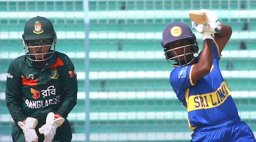 বাংলাদেশকে ৪ উইকেটে হারিয়ে সমতায় ফিরল শ্রীলঙ্কার মেয়েরা