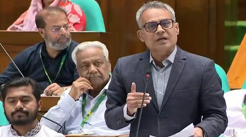 চট্টগ্রাম বন্দর বিদেশি অপারেটরের হাতে তুলে দেওয়ার পরিকল্পনা নেই: নৌ-পরিবহন মন্ত্রী