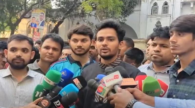 মনিরা ইস্যুতে আইনি পথ খোলা, সমাধানের প্রত্যাশা আসিফের