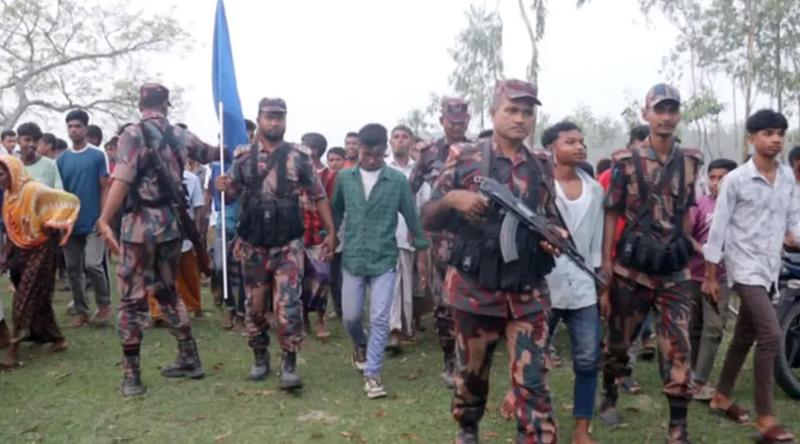 পঞ্চগড়ের সীমান্তে আটক ২ শিক্ষার্থীকে ৮ ঘণ্টা পর ফেরত দিলো বিএসএফ