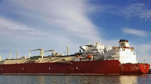 ডিজেল নিয়ে চট্টগ্রাম বন্দরে ৫ জাহাজ