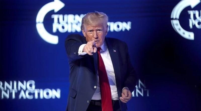 ট্রাম্পের শুল্ক ফেরত প্রক্রিয়া শুরু, সরাসরি সুবিধা পাচ্ছেন না ভোক্তারা