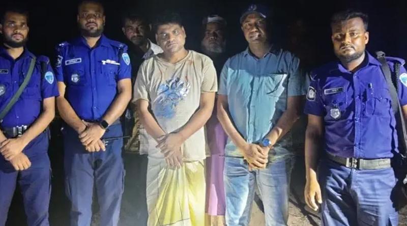 কক্সবাজারে অপহৃত ইউপি সদস্য রুস্তমকে পাহাড় থেকে উদ্ধার