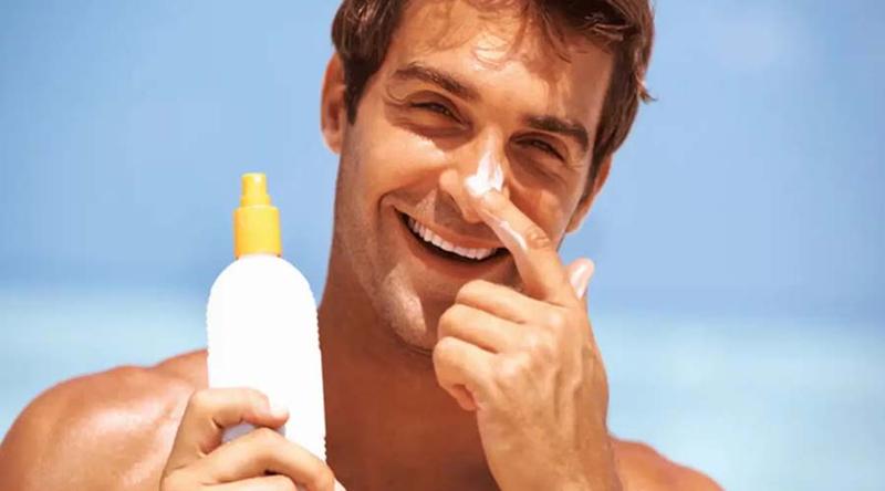 ছেলেদের ত্বক সুরক্ষায় সানস্ক্রিন কি সত্যিই জরুরি?