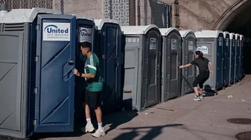 বিশ্বকাপের সময় গণশৌচাগার সংকটে পড়তে পারে নিউইয়র্ক