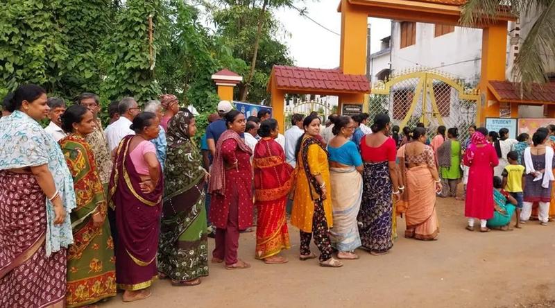 পশ্চিমবঙ্গে বিধানসভার নির্বাচনে ভোট দিলেন ৯০ শতাংশ ভোটার