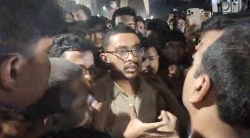 ছাত্রলীগে ‘গুপ্ত রাজনীতি’, ছাত্রদলের তোপে সাদিক কায়েম