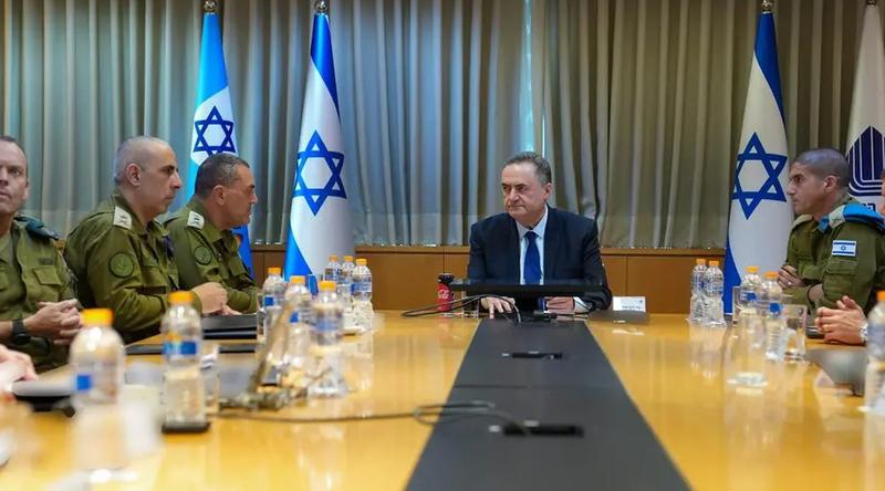 ইরানে ফের হামলা শুরু করতে ‘সবুজ সংকেতের’ অপেক্ষায় ইসরায়েল