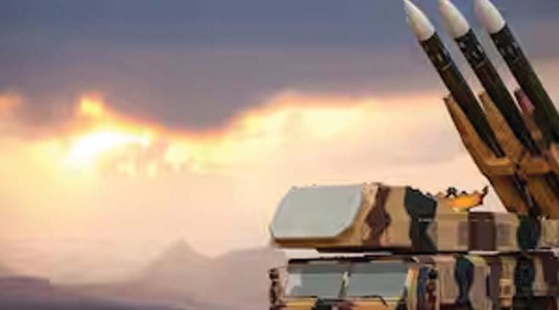 তেহরানে বিমান প্রতিরক্ষা ব্যবস্থা সক্রিয়,‘শত্রুপক্ষের লক্ষ্যবস্তুতে’ আঘাত