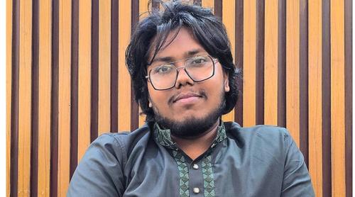 লাস্ট আপডেট, বেঁচে আছি এখনো: ডাকসু নেতা জুবায়ের