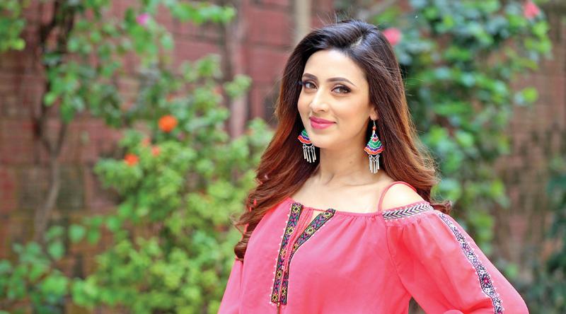 টপ অ্যাঙ্গেলে অশালীন ভিডিও নিয়ে বিদ্যা সিনহা মিমের মন্তব্য