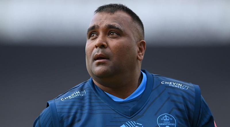 এবার ঘরোয়া ক্রিকেট থেকে অবসর নিলেন সামিত প্যাটেল