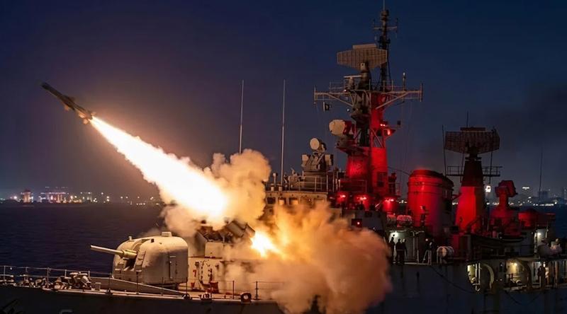 নিজস্ব প্রযুক্তিতে তৈরি অ্যান্টি-শিপ ক্ষেপণাস্ত্রের পরীক্ষা চালাল পাকিস্তান