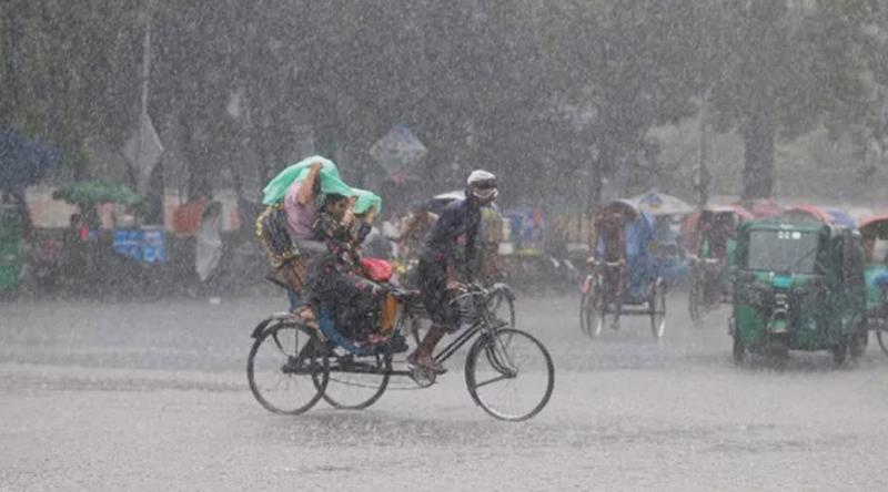সারাদেশে অব্যাহত থাকবে বৃষ্টিপাতের প্রবণতা, অতি ভারী বর্ষণের পূর্বাভাস