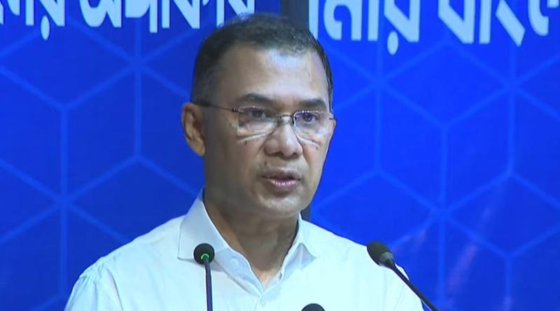 নিজেদেরকে জনগণের সেবক হিসেবে ভাবতে প্রশাসনের কর্মকর্তাদের আহ্বান প্রধানমন্ত্রীর