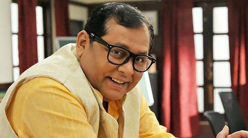 অভিনয় থেকে রাজনীতি, প্রশ্ন তুললেন খরাজ মুখার্জি