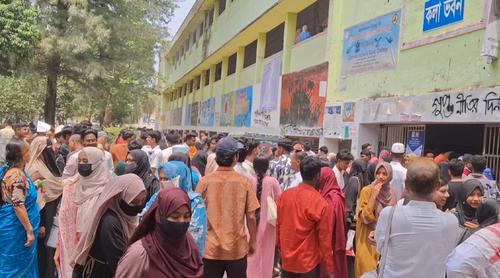 ভিক্টোরিয়া কলেজের অনার্সে ভর্তিচ্ছু প্রায় ১০ হাজার শিক্ষার্থী