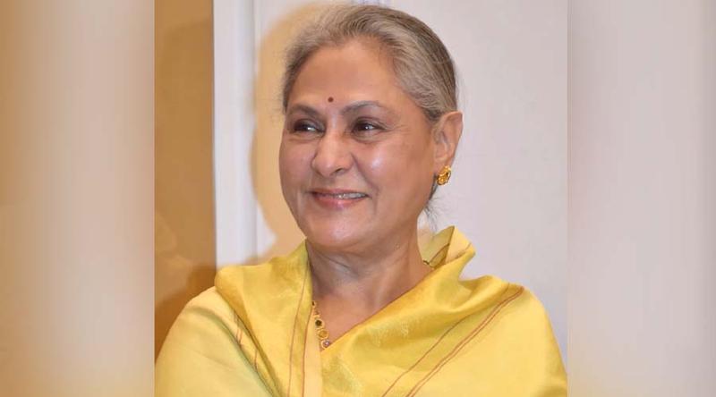 বলিউডের এমন এক গায়ক, যার গান শুনেই মুগ্ধ হয়ে ১০০ টাকা দিয়েছিলেন জয়া