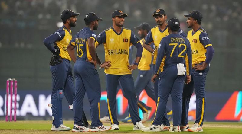 লঙ্কান ক্রিকেটে নতুন নীতি: জিতলে বোনাস, হারলে জরিমানা!