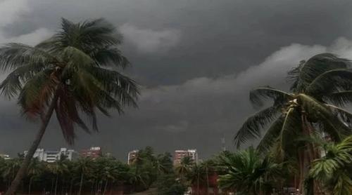 ২ দফায় কালবৈশাখী ঝড়ের আঘাতে লন্ডভন্ড হবিগঞ্জ