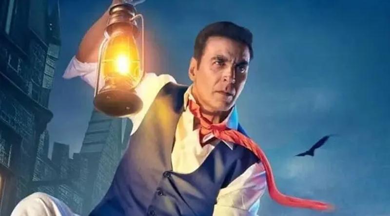 বক্স অফিসে অক্ষয়ের ভূতুড়ে ঝড়, ১০০ কোটির মাইলফলক