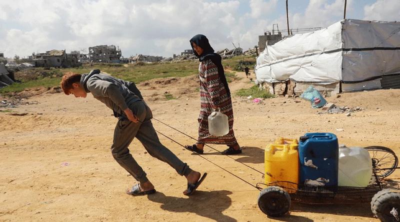 গাজায় বিশুদ্ধ পানির সংকট চরমে, আরও বাড়ছে স্বাস্থ্যঝুঁকি