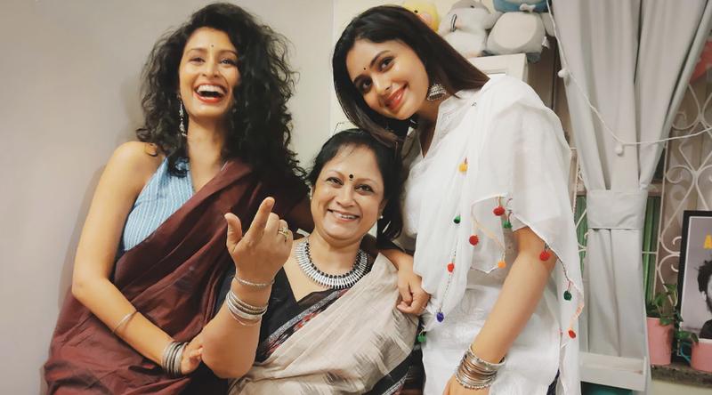 পরিবারে নতুন সদস্যের আগমনে আনন্দে ভাসছেন শতরূপা