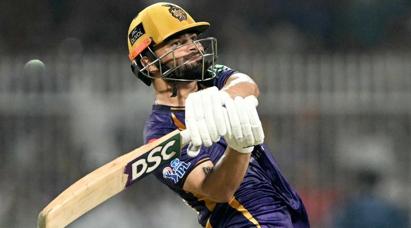 ধোনির ১৫ বছরের পুরোনো রেকর্ড ভাঙলেন রিংকু