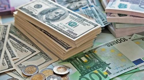 এপ্রিলের ২৬ দিনেই এলো ২৭২ কোটি ডলার রেমিট্যান্স